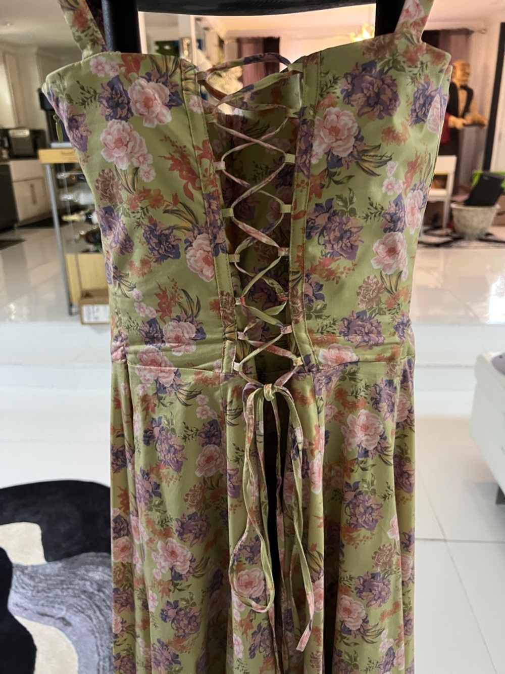 House of CB Carmen Peony Sz M NWOT - Picture 6 of 6